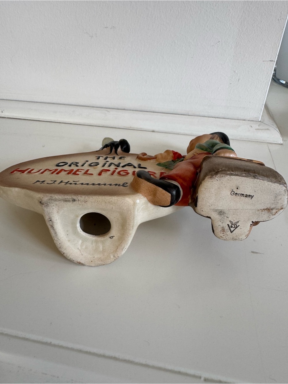 Hummel - Picture 3 of 3